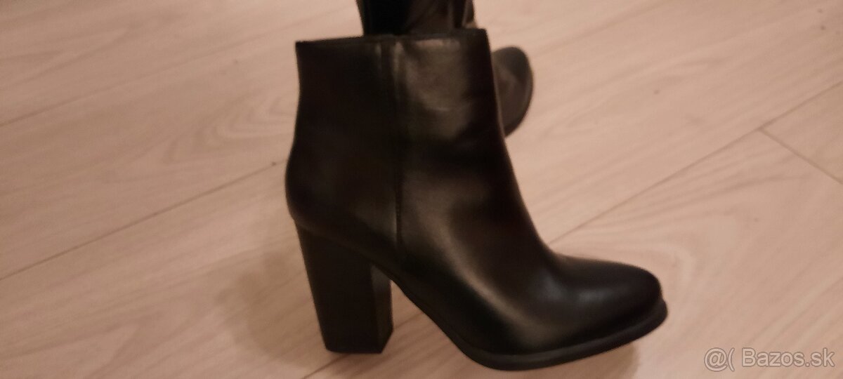 Nové čierne čižmičky zn. AMISU č.37