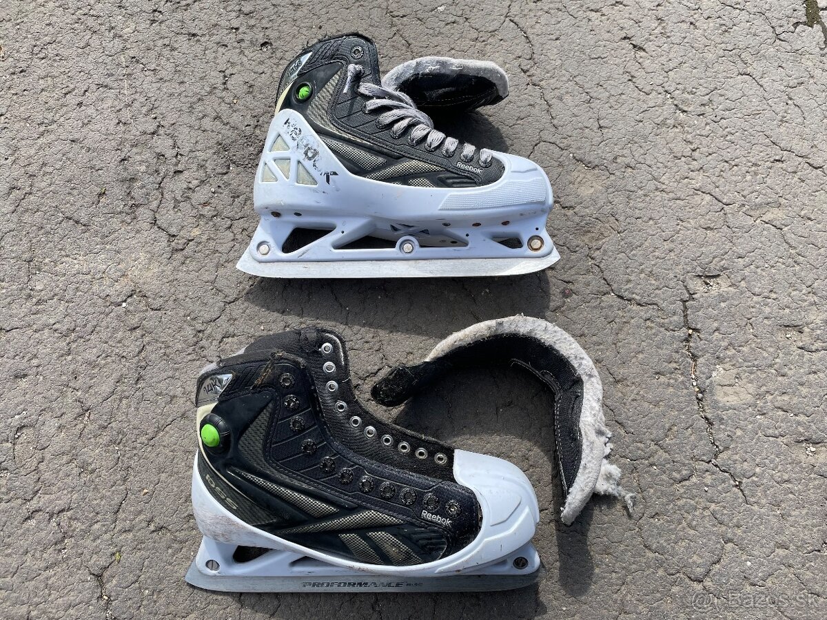 Brankarske korcule Reebok na diely