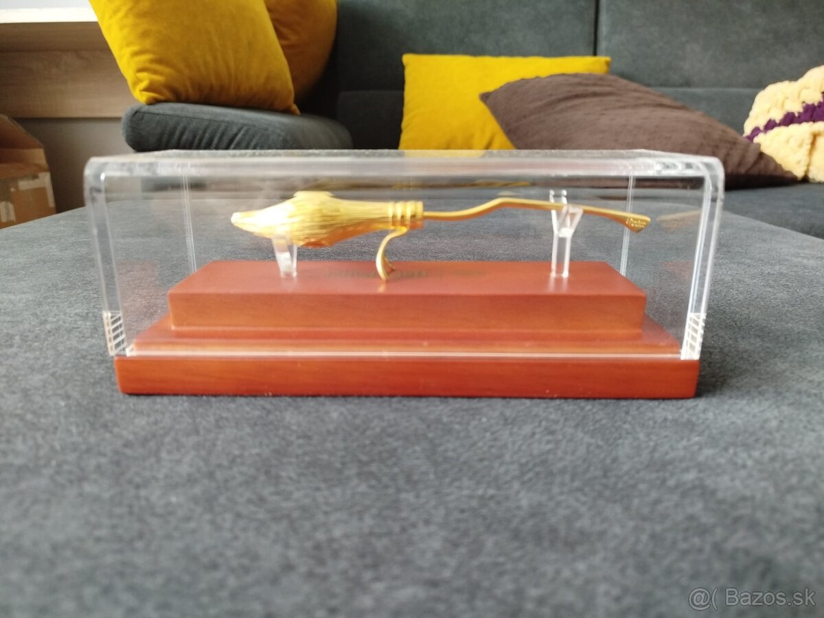 zlato striebro minca proof Harry Potter nimbus 2000 3D