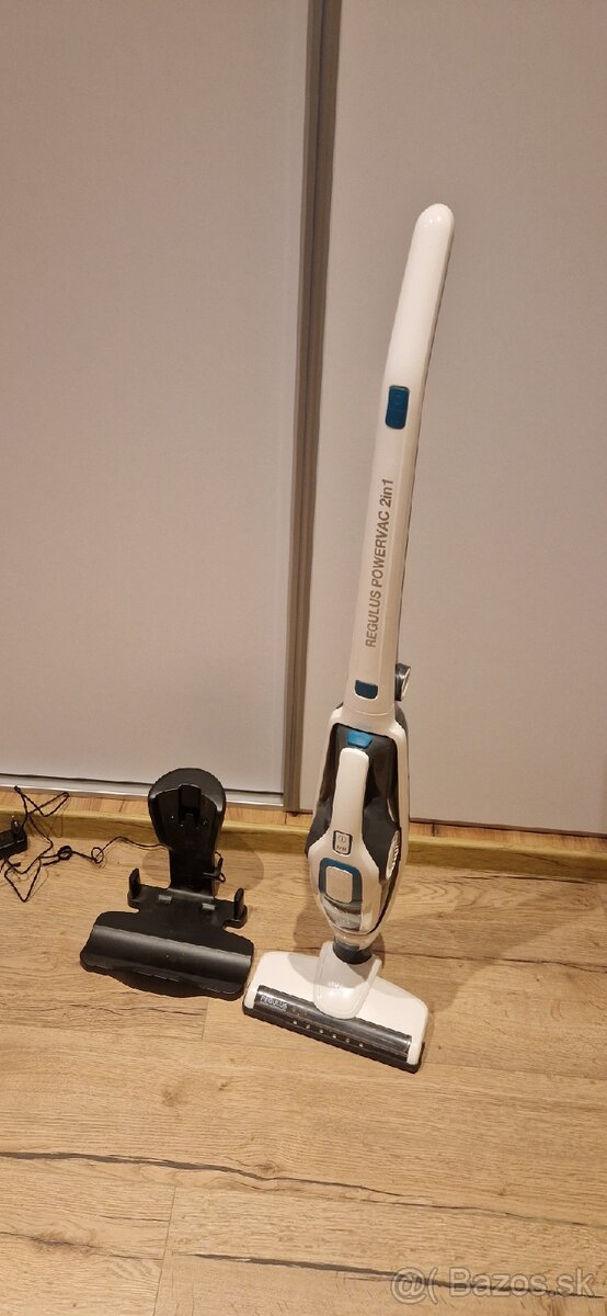 Tyčový bezkablovy vysavač Regulus