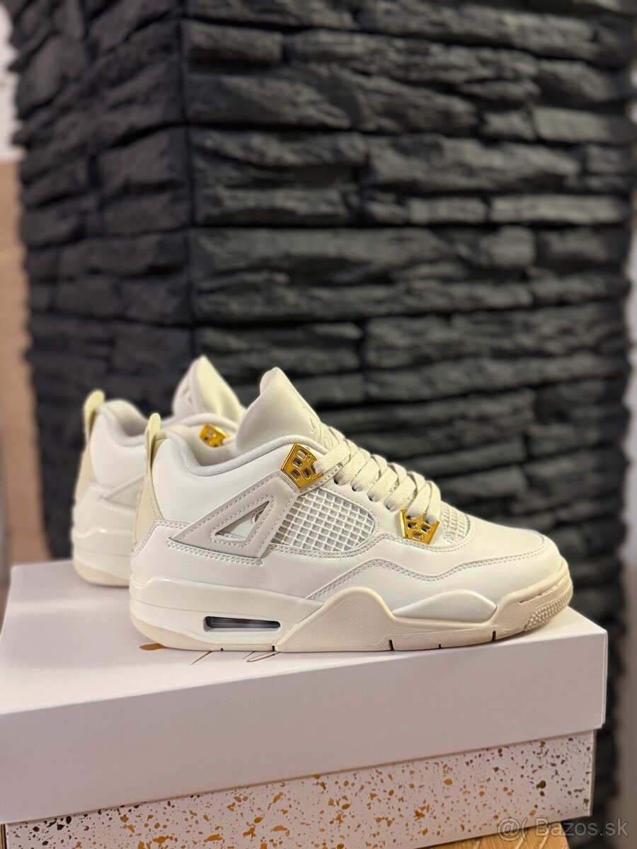 Jordan 4 Metallic Gold