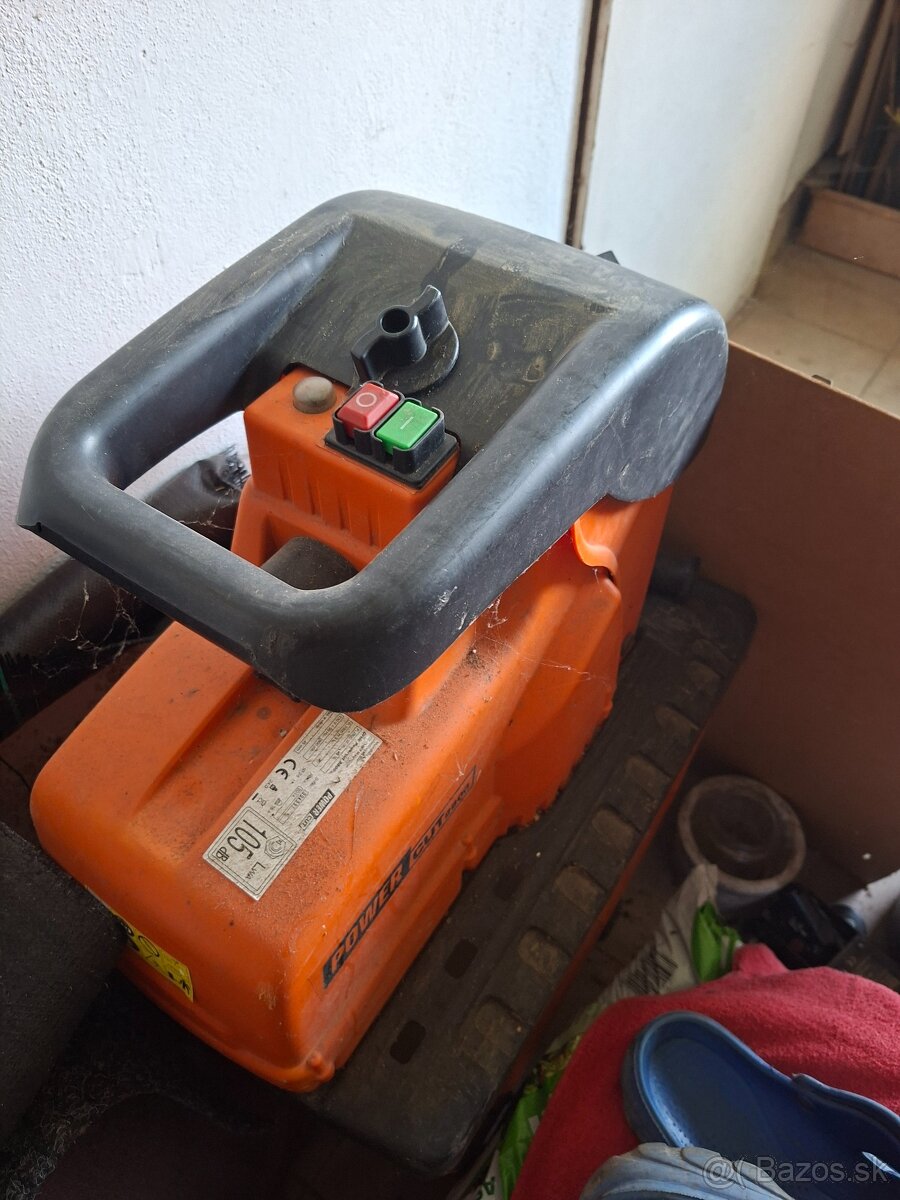 Elektrický drvič konárov