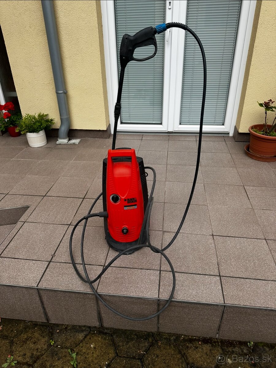 Vysokotlakový čistič Black&Decker s úplne novou hlavicou