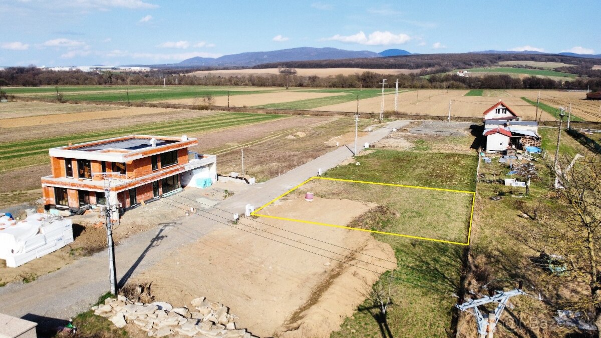 NA PREDAJ STAVEBNÝ POZEMOK 593m2 PREŠOV - KENDICE