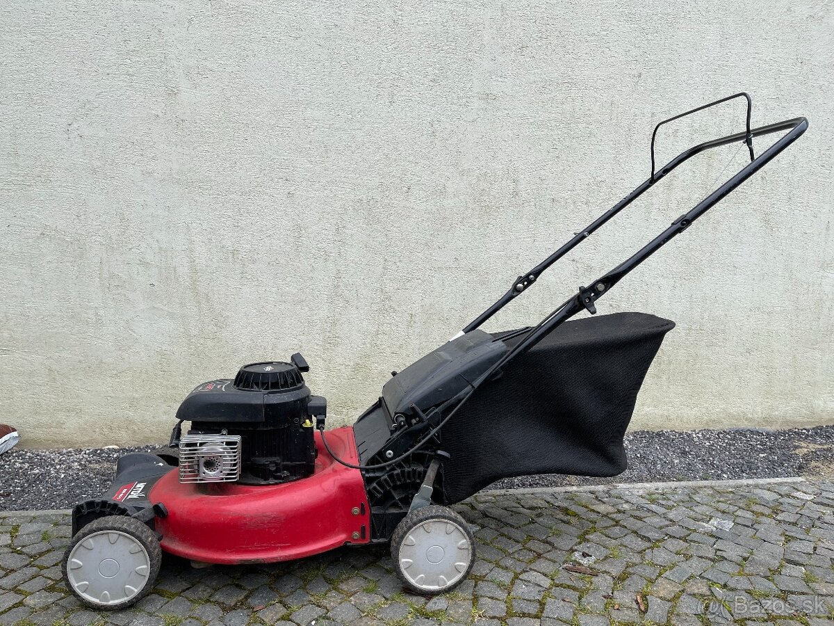 Benzínová kosačka MTD 46 B
