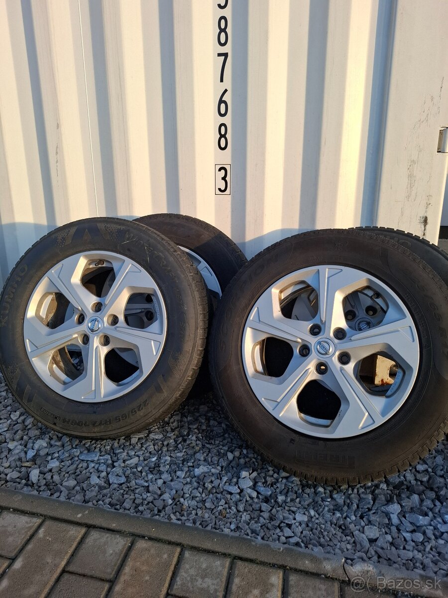 225 65R17Predam Pneu na Nissan X-trial