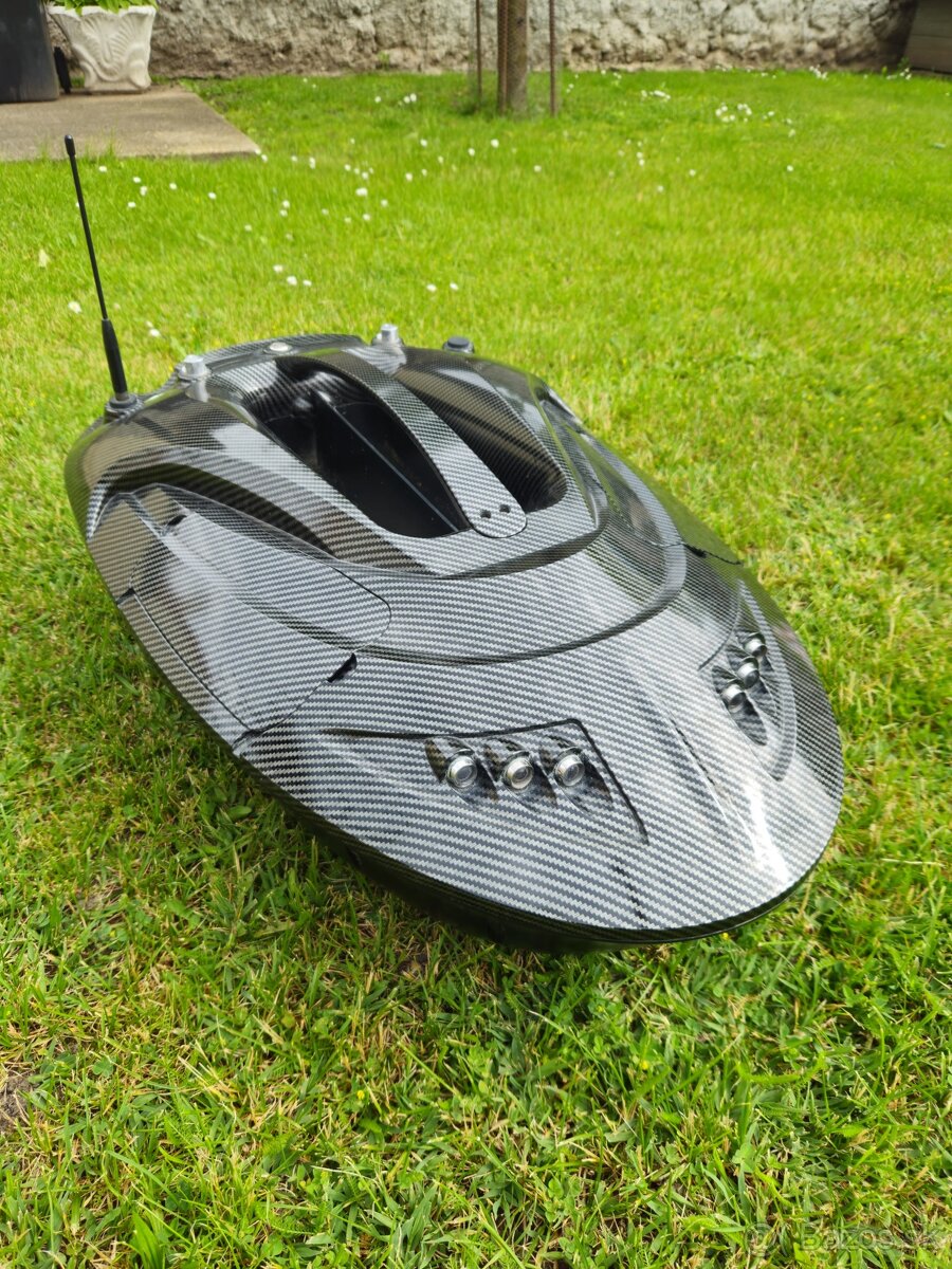 Zavážacia lodka Warrior boat CX 2