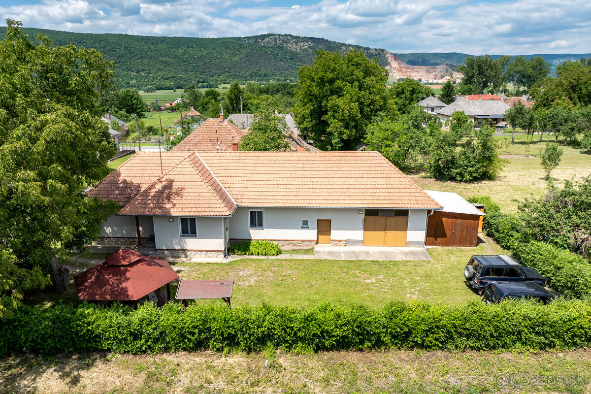 Na predaj rodinný dom s veľkým pozemkom | Hídvégardó