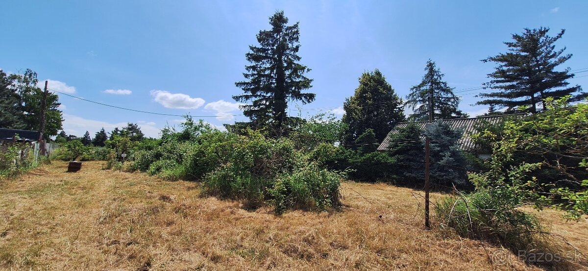 PREDAJ - pozemok s chatkou - BA IV.-Devínske jazero