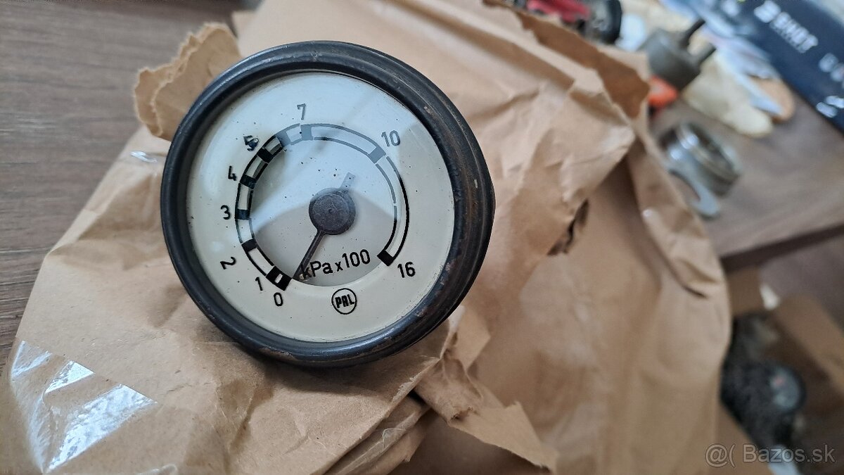 Zetor 25,35,50,praga,škoda a pod.