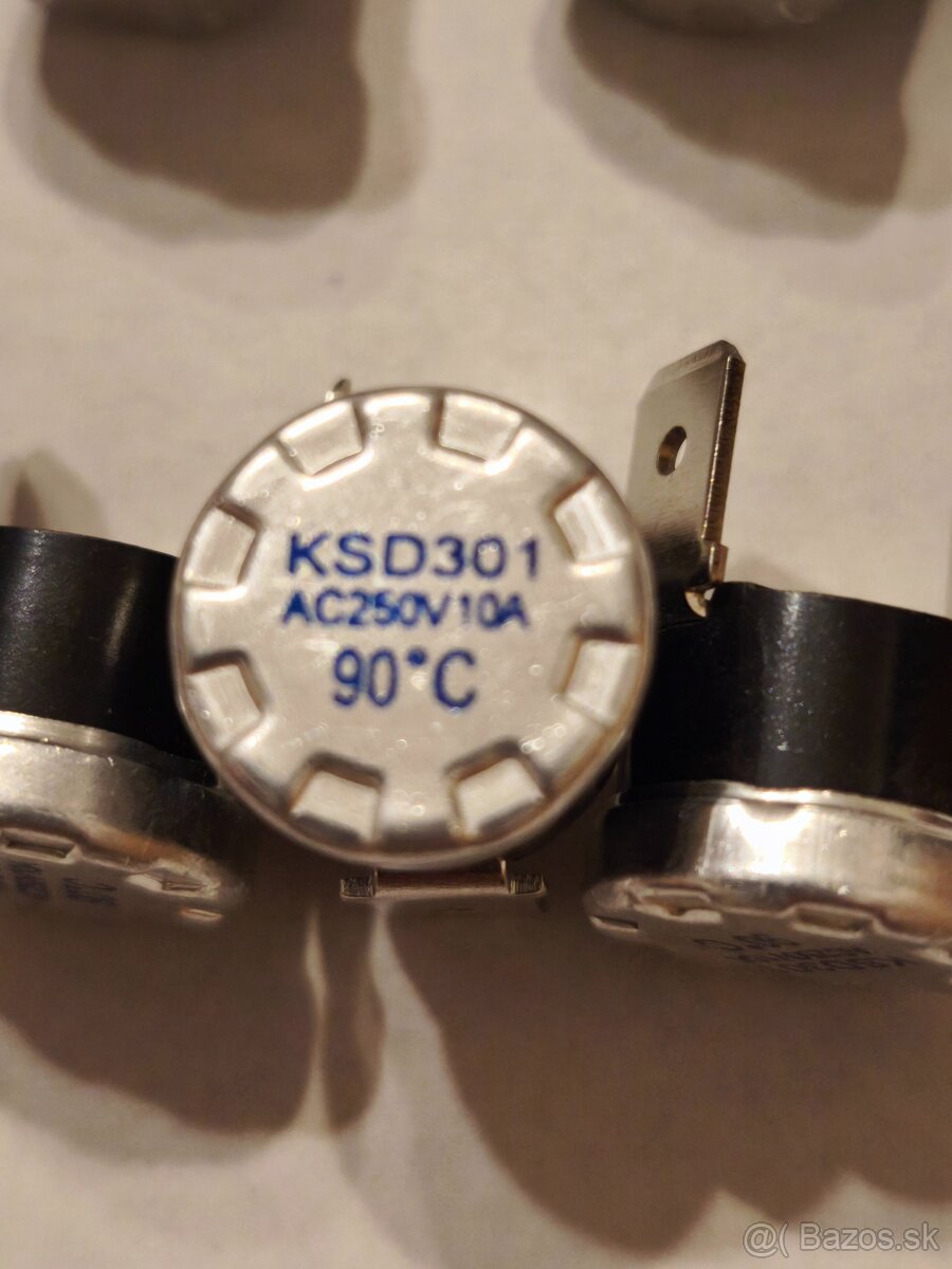 Termostat 90°C KSD301