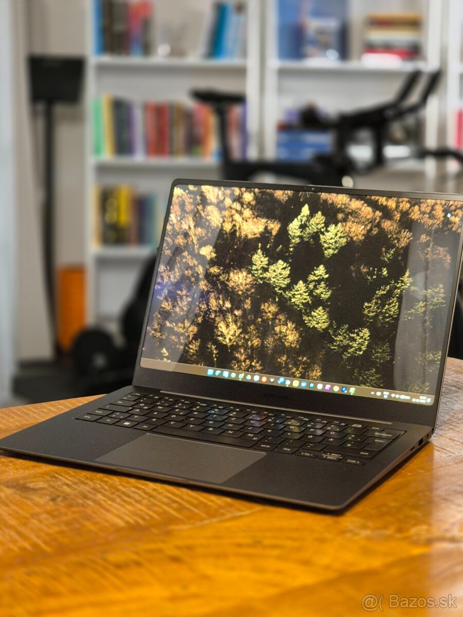 Ultrabook Samsung Galaxy Book3 Pro - 16GB RAM - 2024