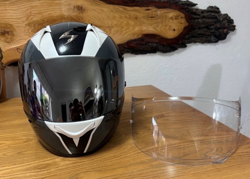 damska prilba scorpion sx
