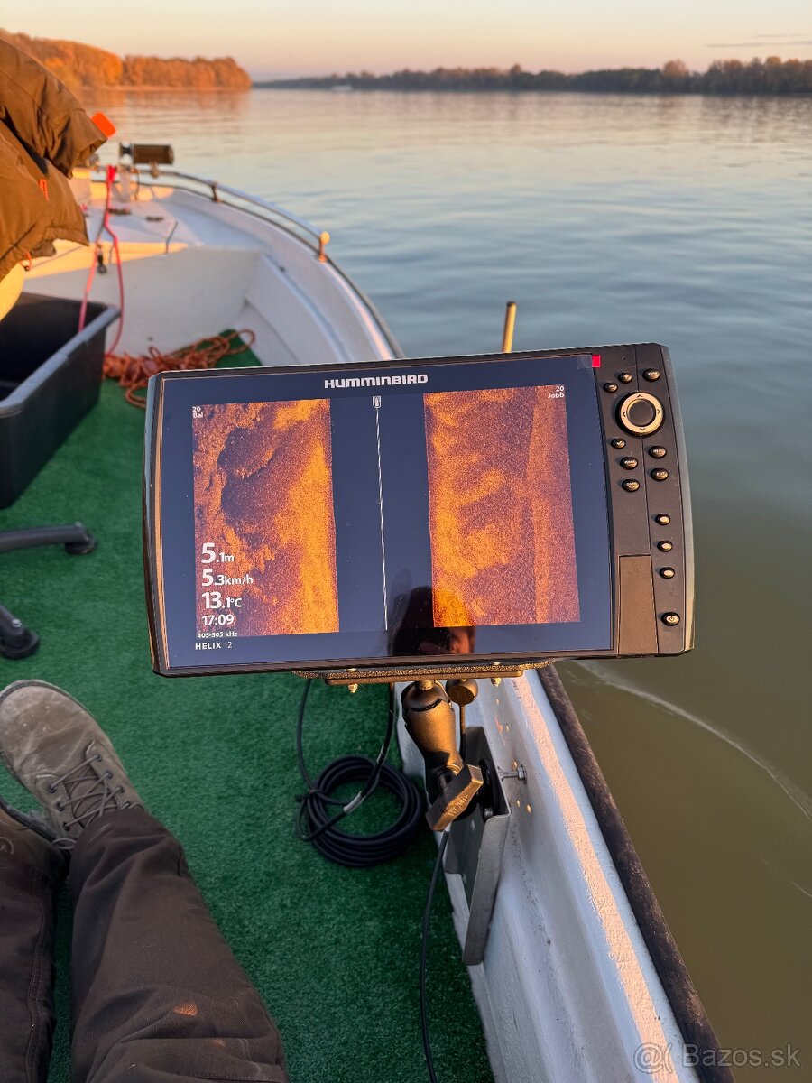 Humminbird helix 12gps mega si g4n