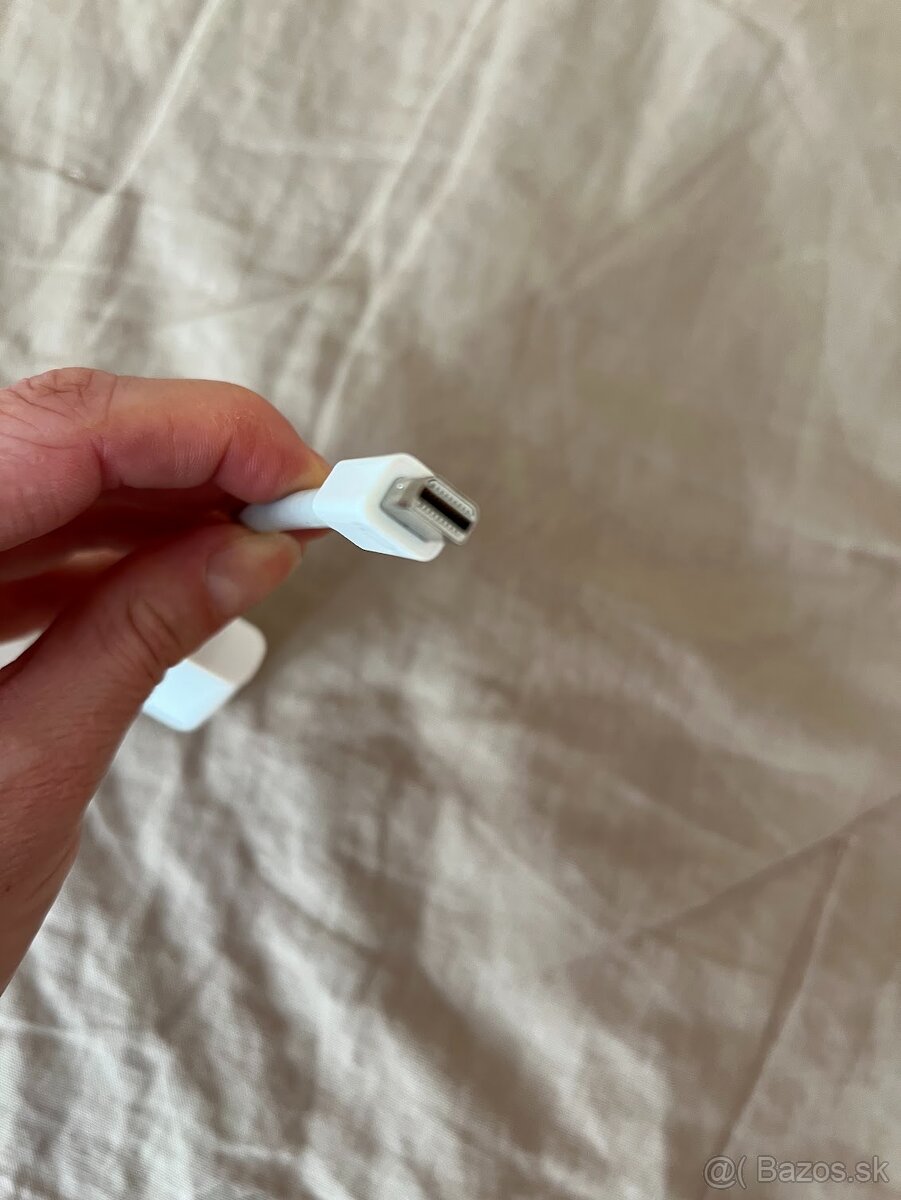Apple mini adaptér na HDMI