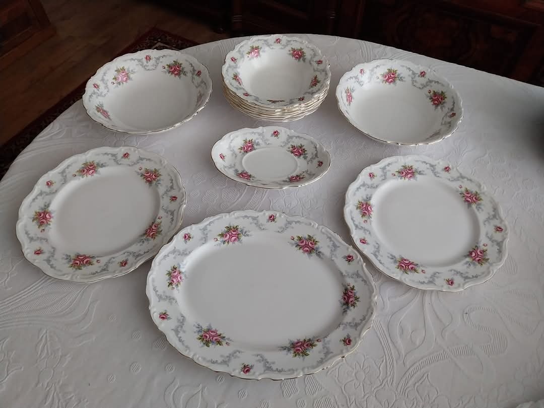 Porcelán Royal Albert England