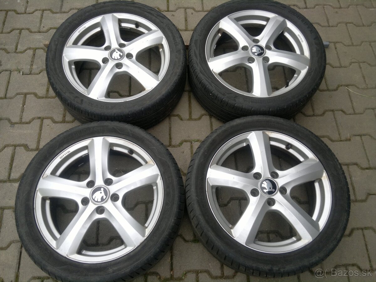 Elektrony Skoda Octavia 2 5x112 r17,letne pneu. 225/45 r17