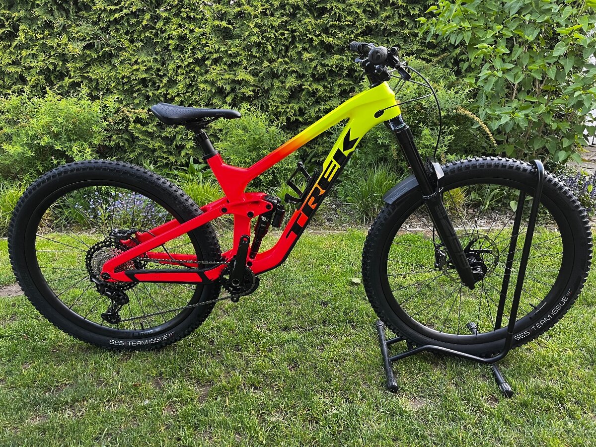 celoodpružený bicykel trek slash 9.8 XT