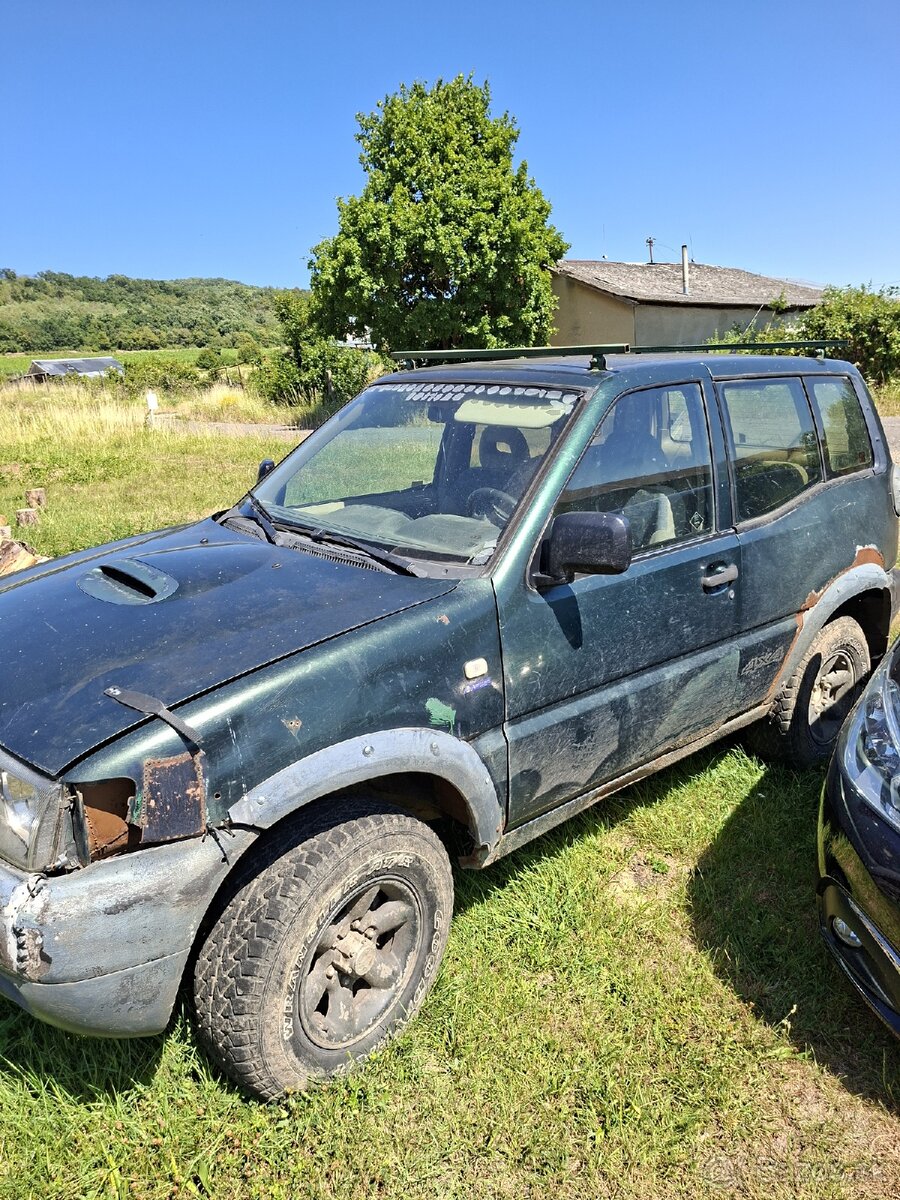 Nissan terasou 2