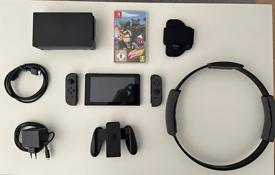 Nintendo Switch + 128GB karta + hry