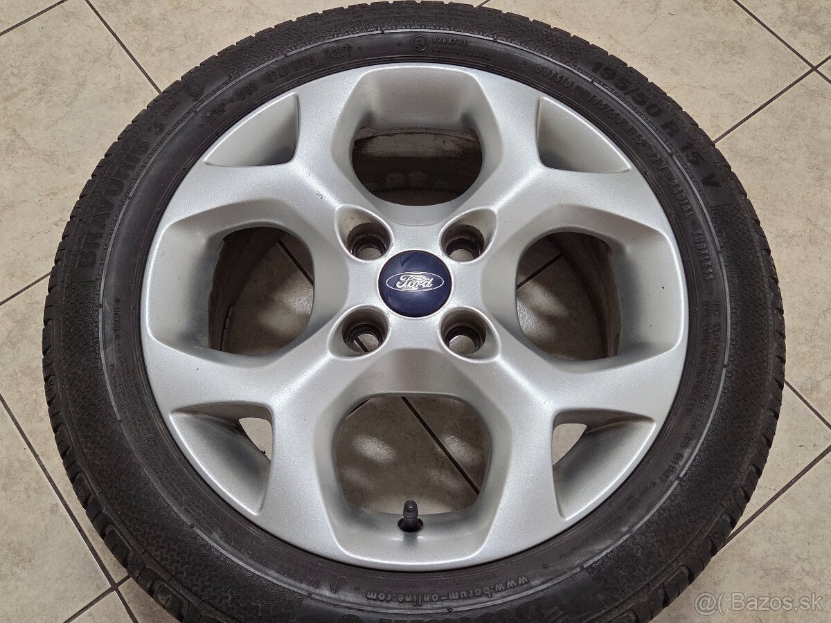 r15 FORD Fiesta + pneu 90%