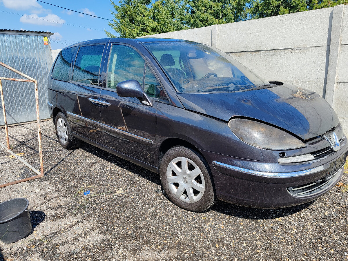 predam peugeot 807 2.0hd i120kw r..v 9/2013 full 194000km