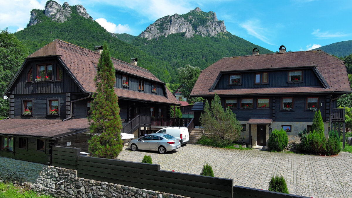 Dva nádherné drevené domy s výhľadmi, predaj, Terchová