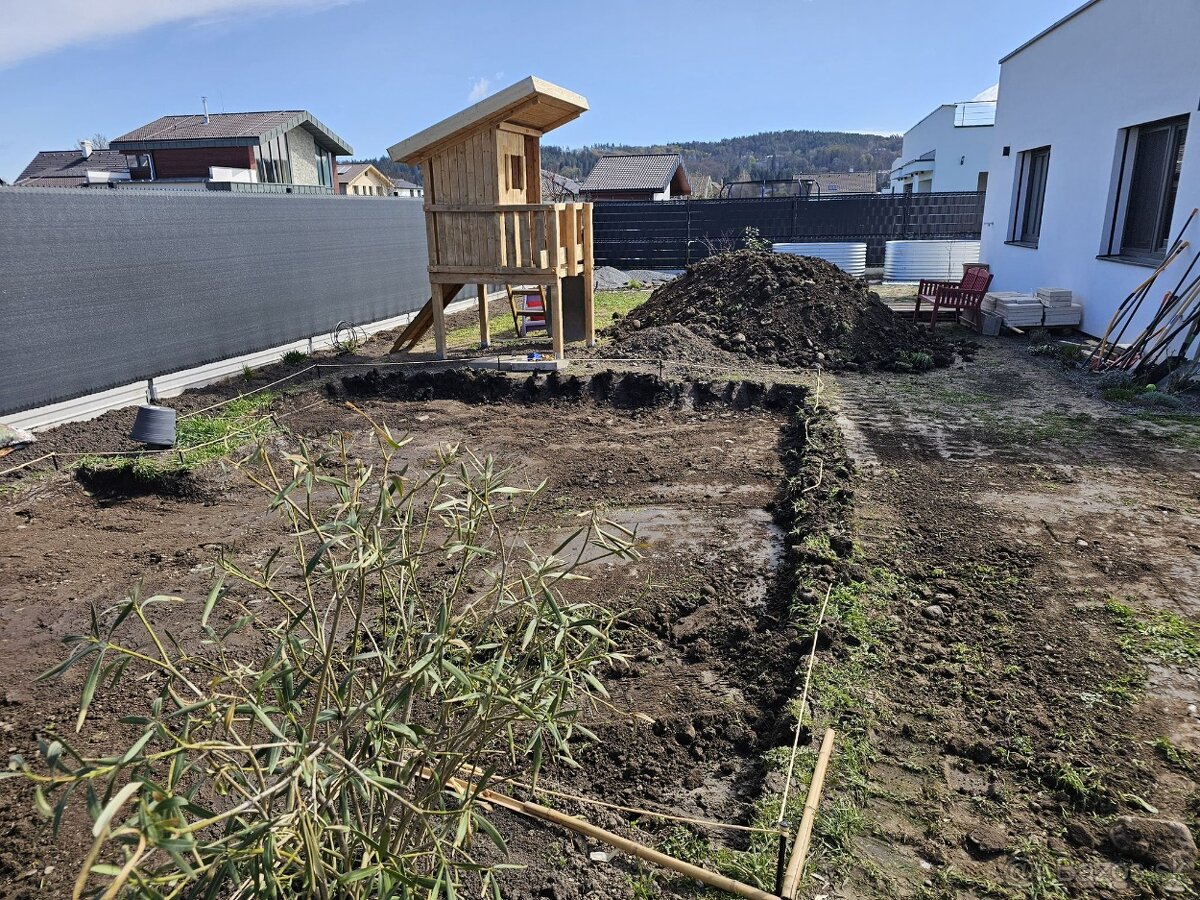 Ponúkame kompletné zemné, výkopové a stavebné práce BB