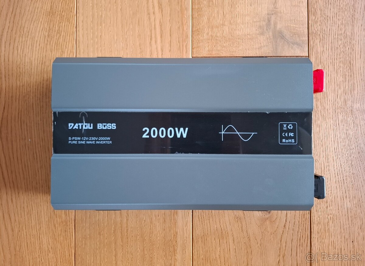 DATOU BOSS menič napätia 2000 W 12 V na 230 V