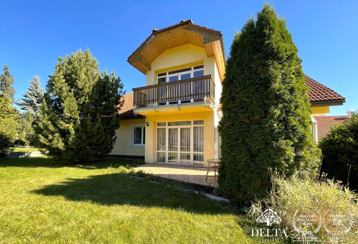 DELTA - NA PREDAJ RODINNÝ DOM V NAJLEPŠEJ LOKALITE POD TATRA