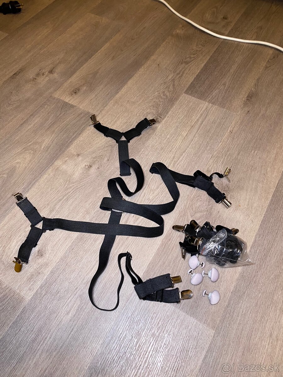 Set fixačných doplnkov na posteľnú bielizeň–2 ks,4 úchyty