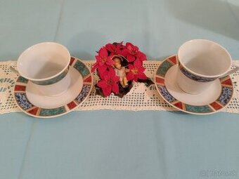 porcelánové šálky na kávu