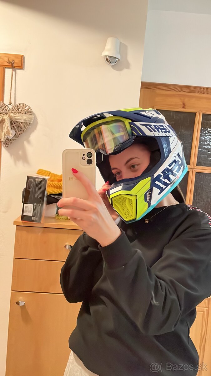 Prilba Leatt Moto Kit 7.5