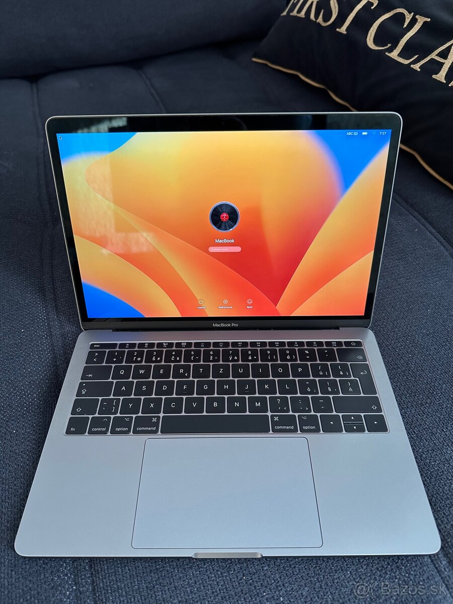 Apple MacBook Pro