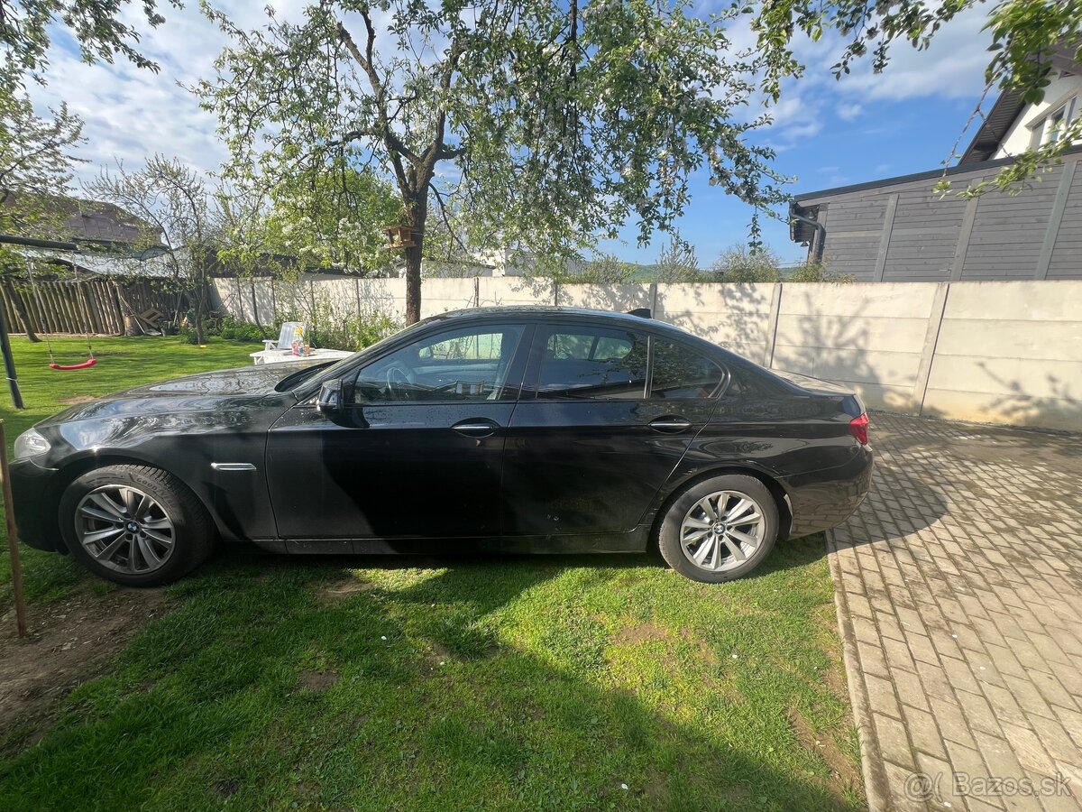 BMW530dxDrive,nemecke auto,HuD,strešné okno,servisBMW