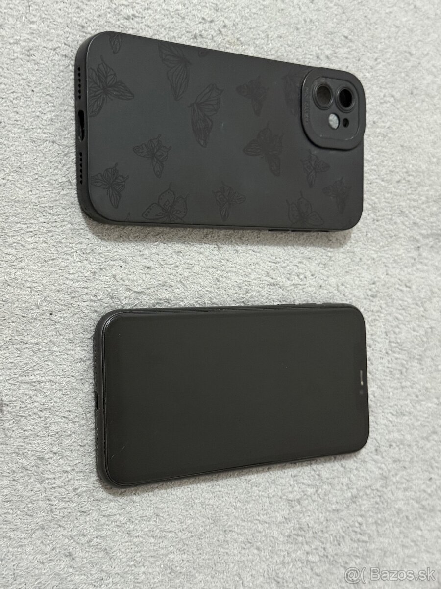Predám Apple iPhone 11 64GB Black Známky používania