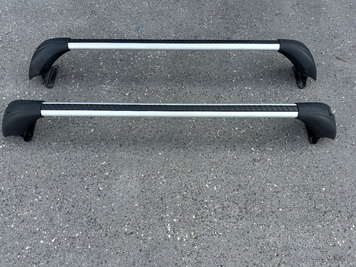 Strešné nosiče Ford Focus MK3 AMBM5J-A46002-A