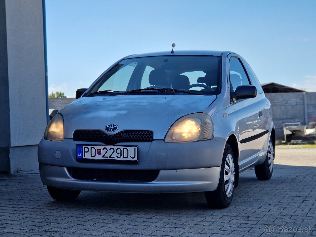 Toyota Yaris 1.0 Poloautomat