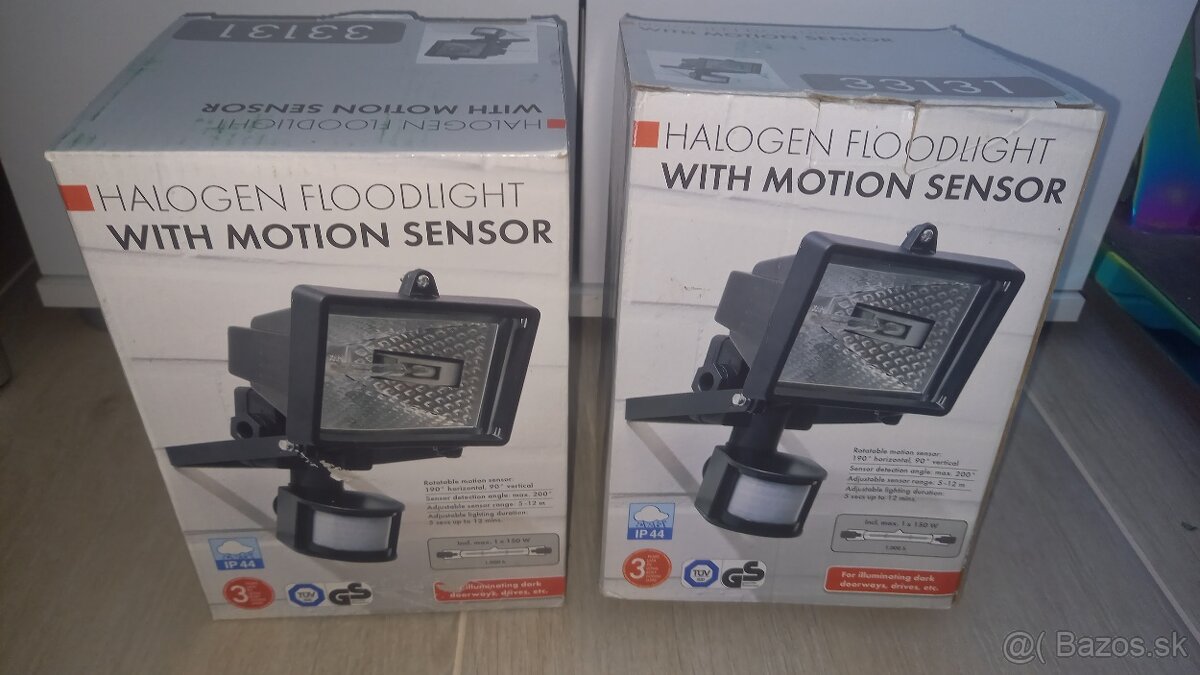 Halogenova lampa so snimacom pohybu