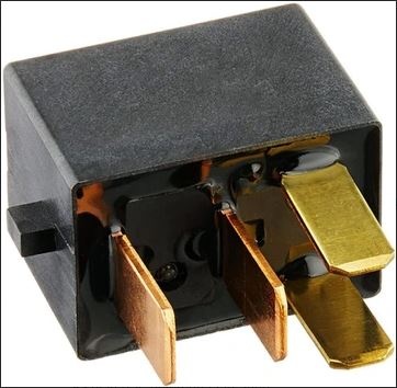 Relé pre Honda NC750X/ CBF 600-na svetlá,vyhrievané rukoväte