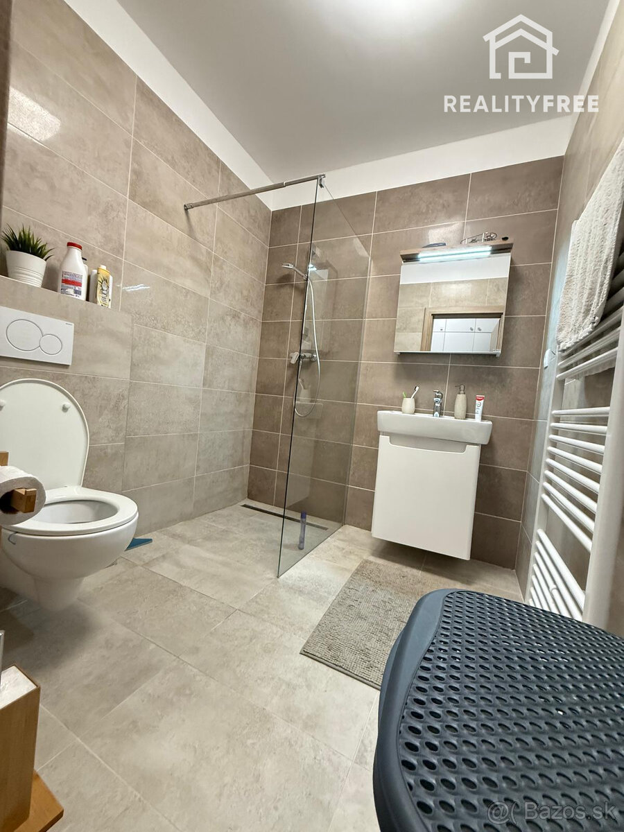 Na prenájom 1i byt garsónka v Šamoríne