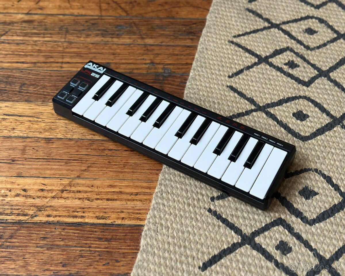 Midi klavesy AKAI PROFESIONAL