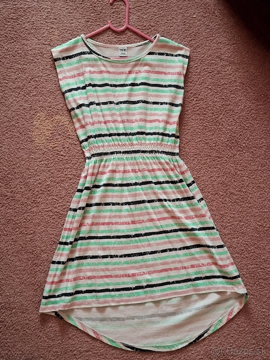 Dievčenské letné šaty