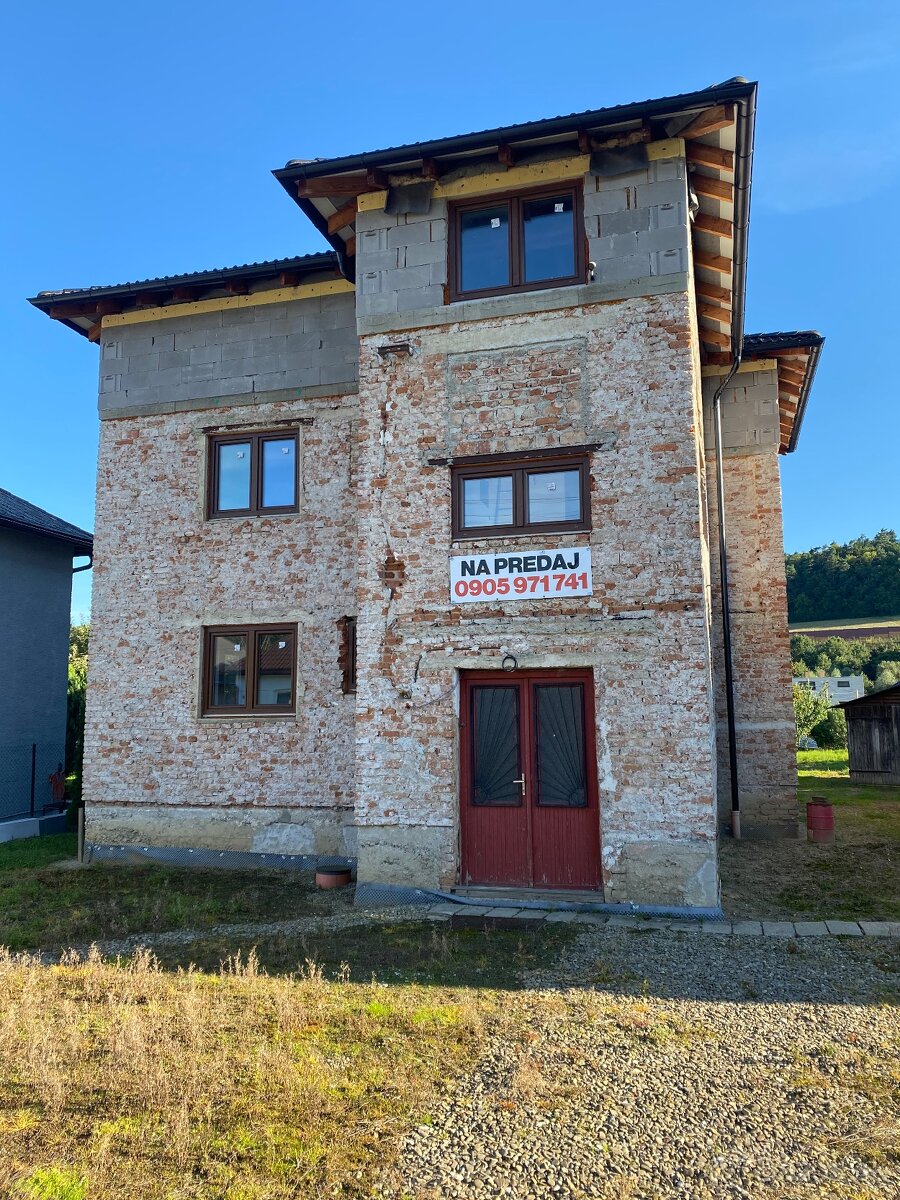 Rodinny dom Chminianska Nova Ves