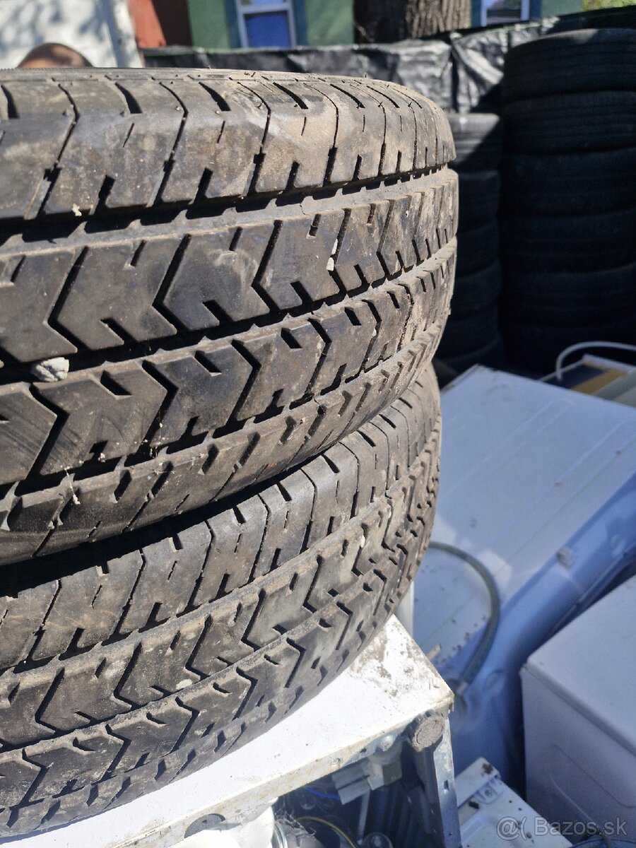 195/70 r15 c
