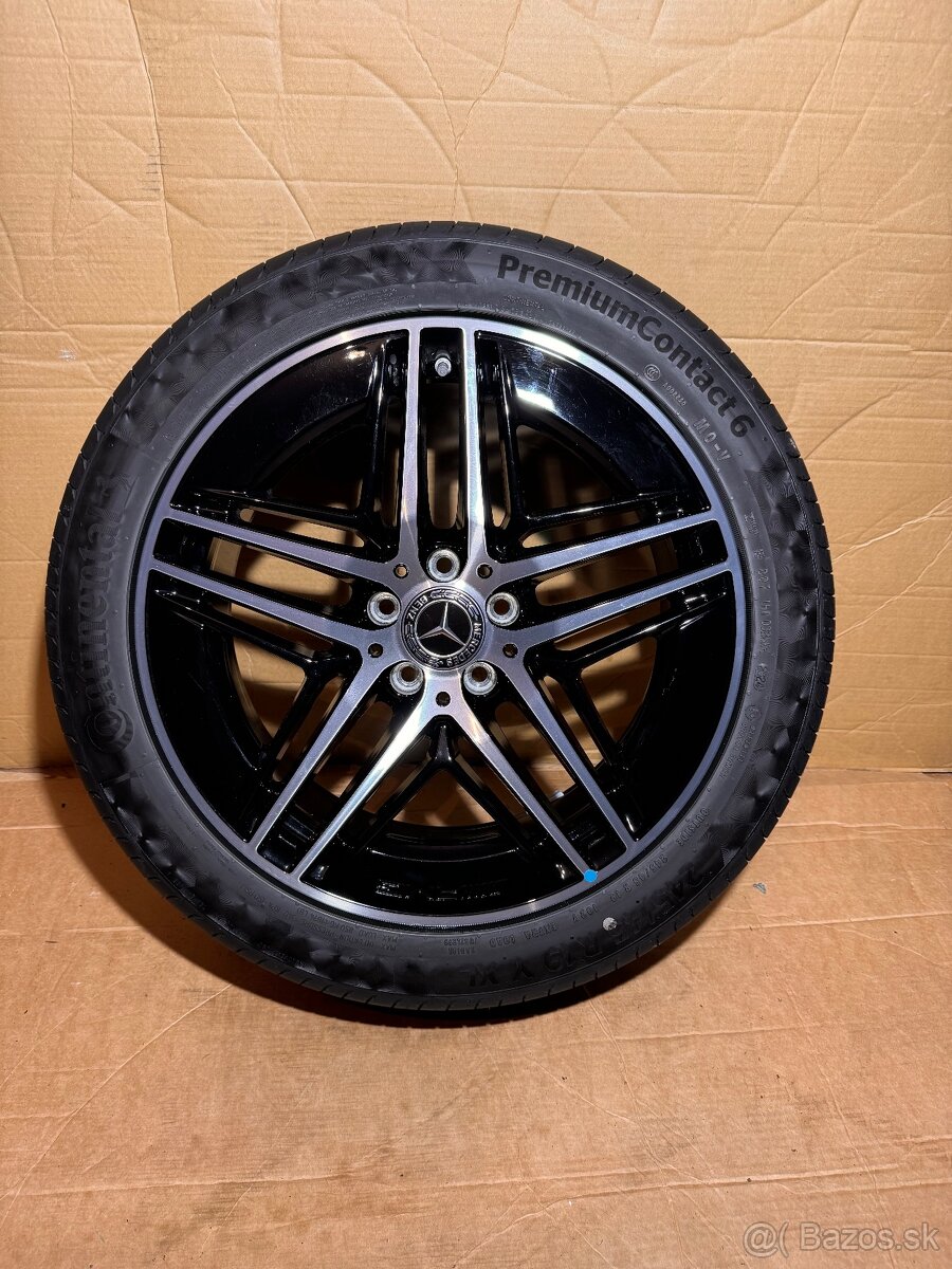 ORIG.MERCEDES V-class AMG W447 R19 245/45/19 NOVE