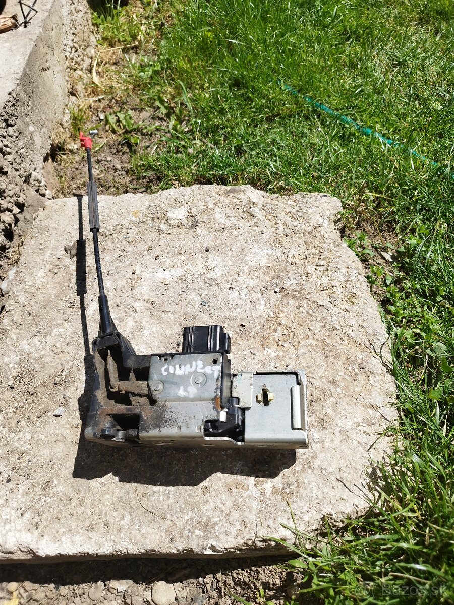 Mechanizmus zámku Ford tranzit connect ľavý predny