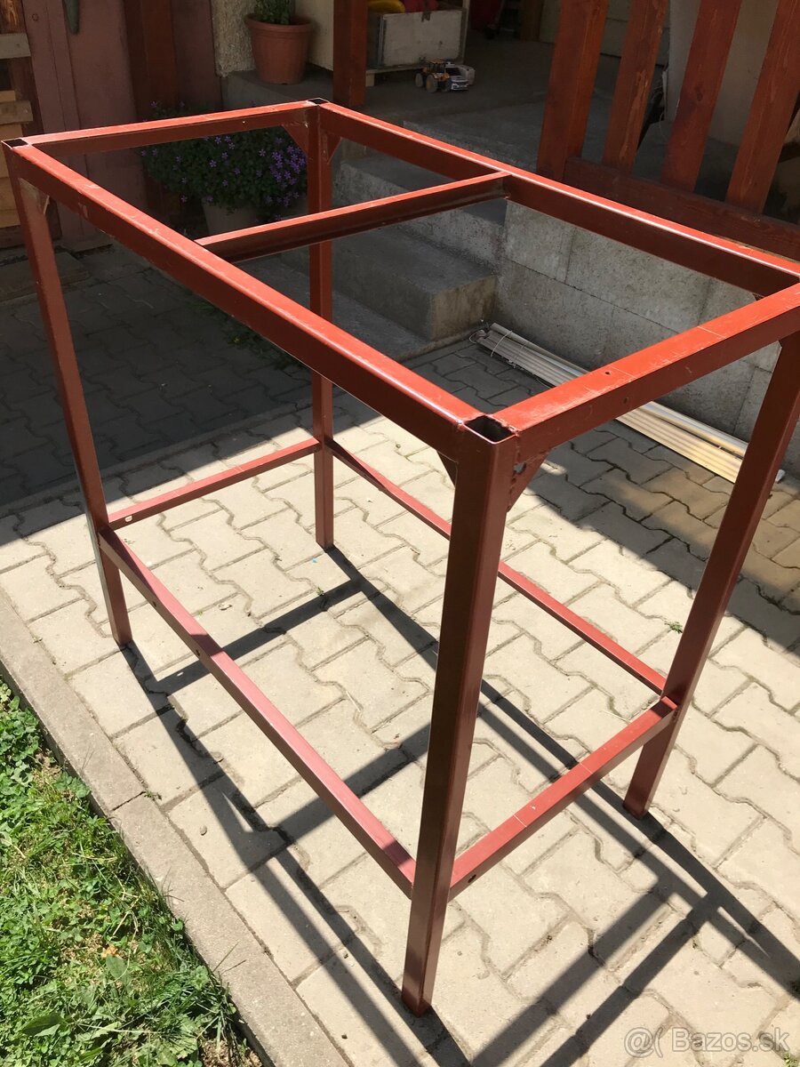 predám stojan
