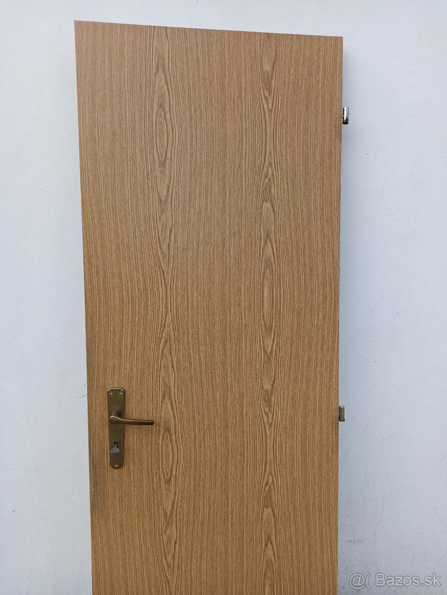 Interiérové dvere. Plne 60 prave