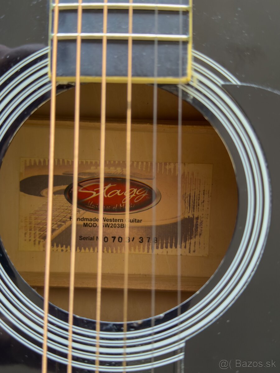 Elektro-akusticka gitara Staag